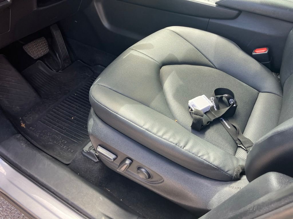 Used 2024 Silver Toyota XLE image 10