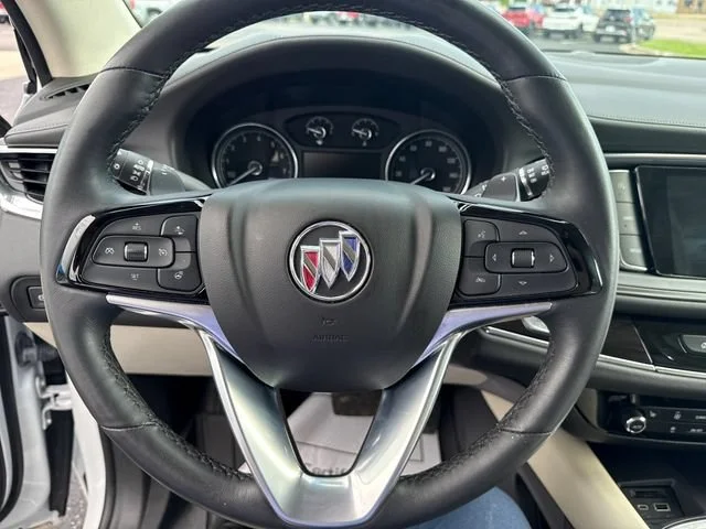 Used 2023 White Frost Tricoat Buick Essence image 18