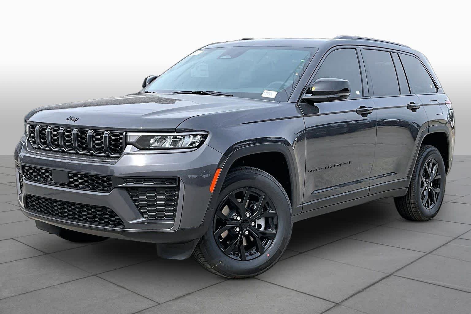 New 2026 Baltic Gray Metallic Clear-Coat Exterior Paint Jeep Laredo Altitude image 2