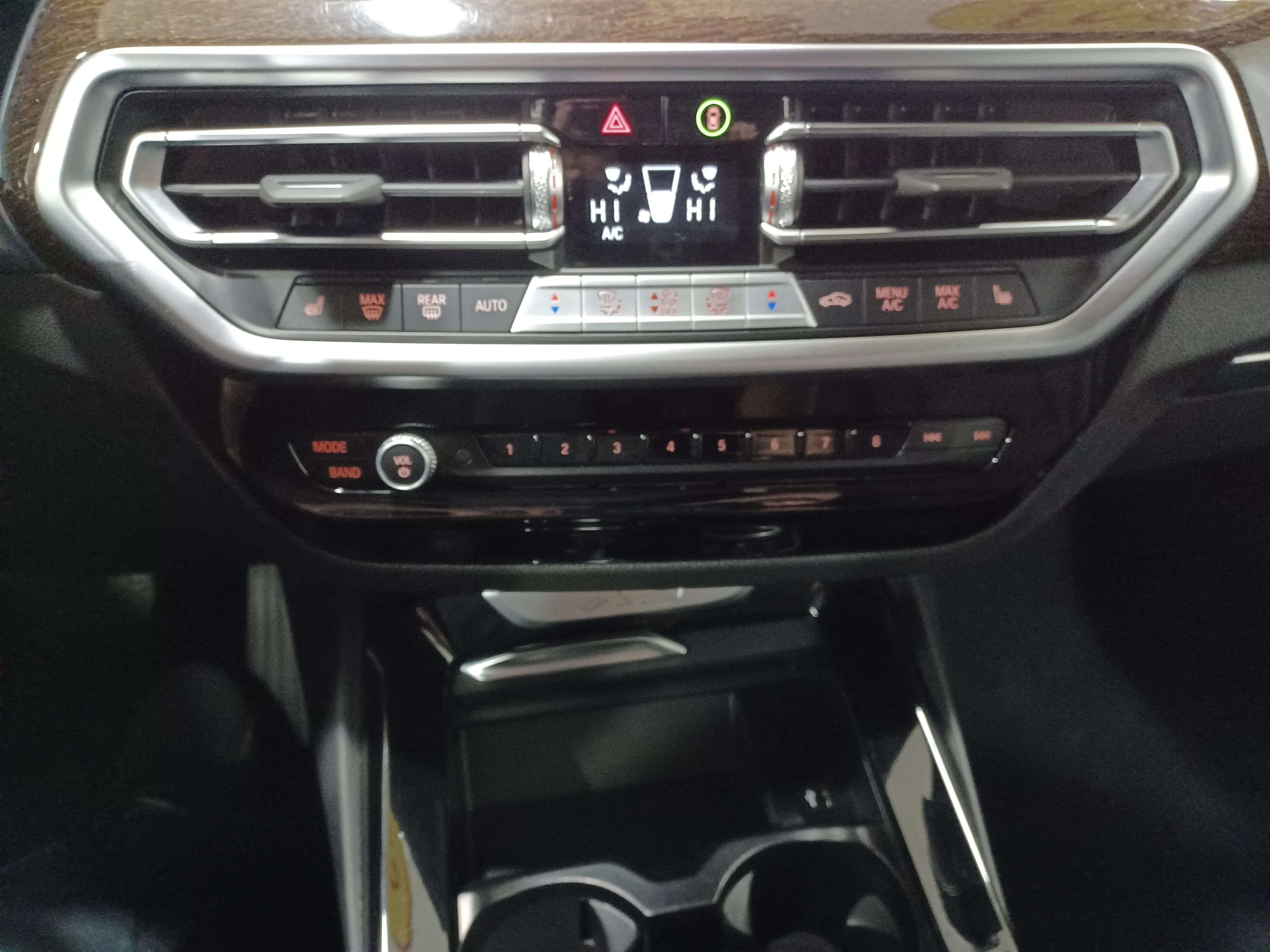 Certified Used 2023 Black Sapphire Metallic BMW xDrive30e Plug-In Hybrid*Nav | Htd Leather | Htd Steering Wheel | Rain Sense Wipers image 16