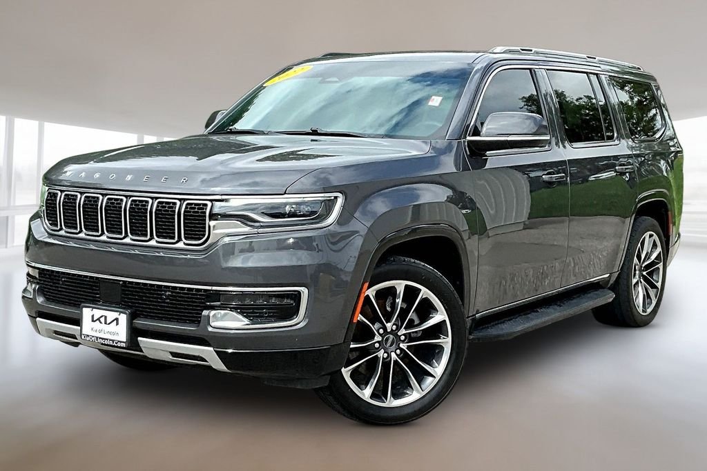 2022 Jeep Wagoneer Series II's photo