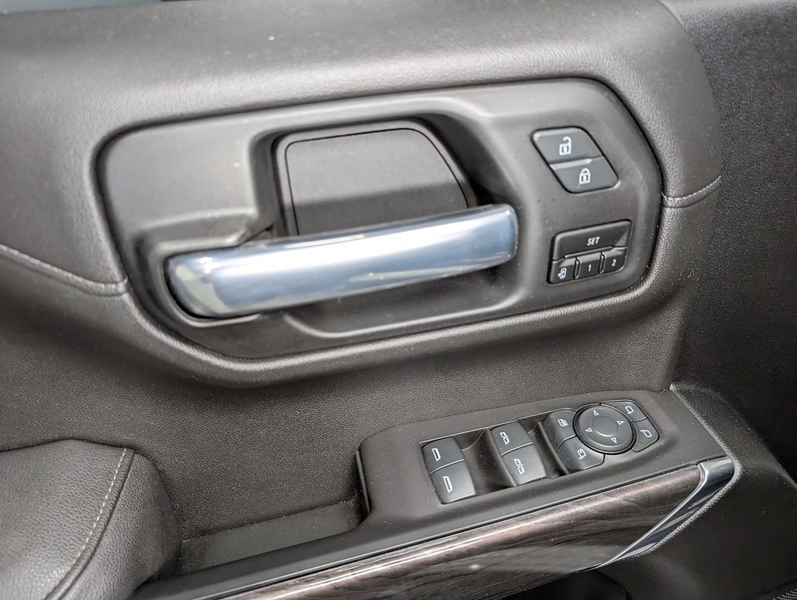 Used 2021 Summit White Chevrolet LTZ image 38