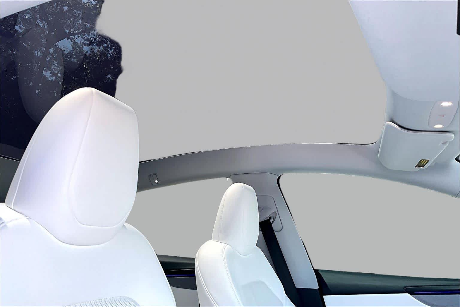 Used 2026  Tesla  image 12