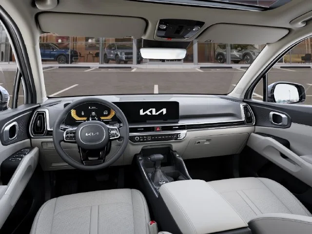 2025 Kia Sorento S - Photo 14