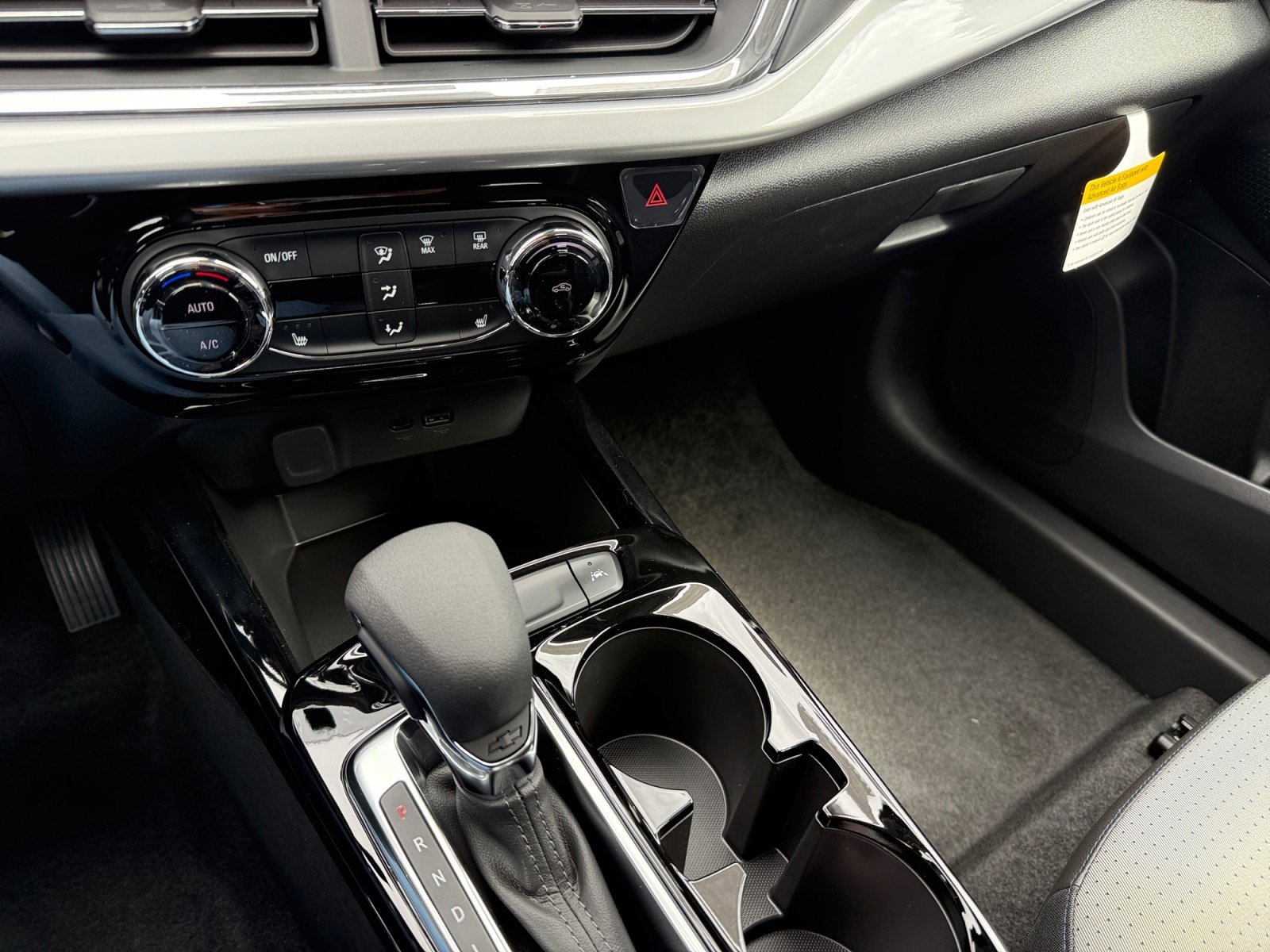 New 2026 Mosaic Black Metallic Chevrolet LT image 13