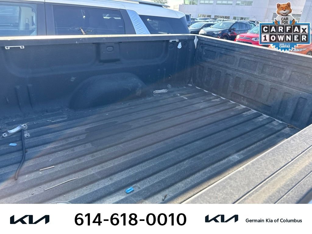 Used 2018 White Chevrolet WT image 9