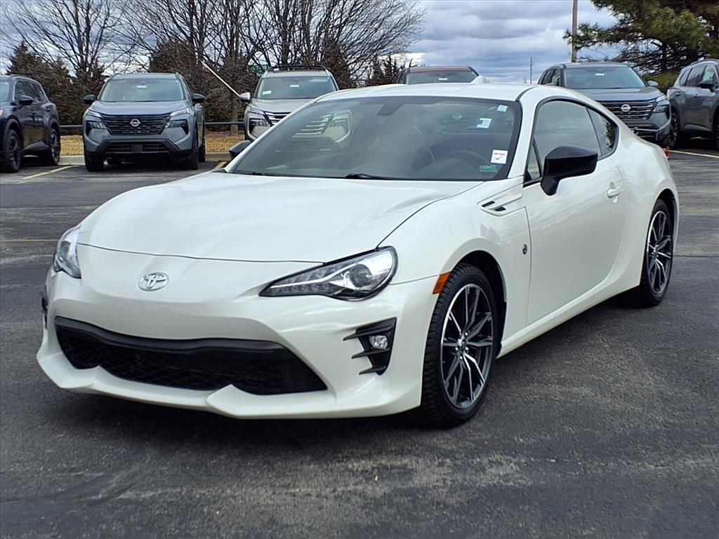 Used 2018 Toyota 86 GT with VIN JF1ZNAE17J8700347 for sale in Kansas City