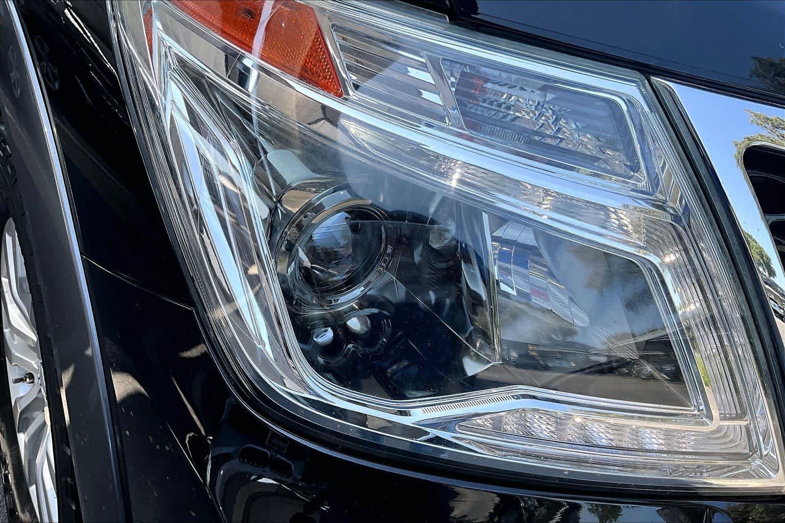 Used 2019 Super Black Nissan SV image 28