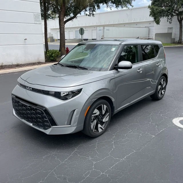 2024 Kia Soul 2.0LT GT-Line IVT's photo