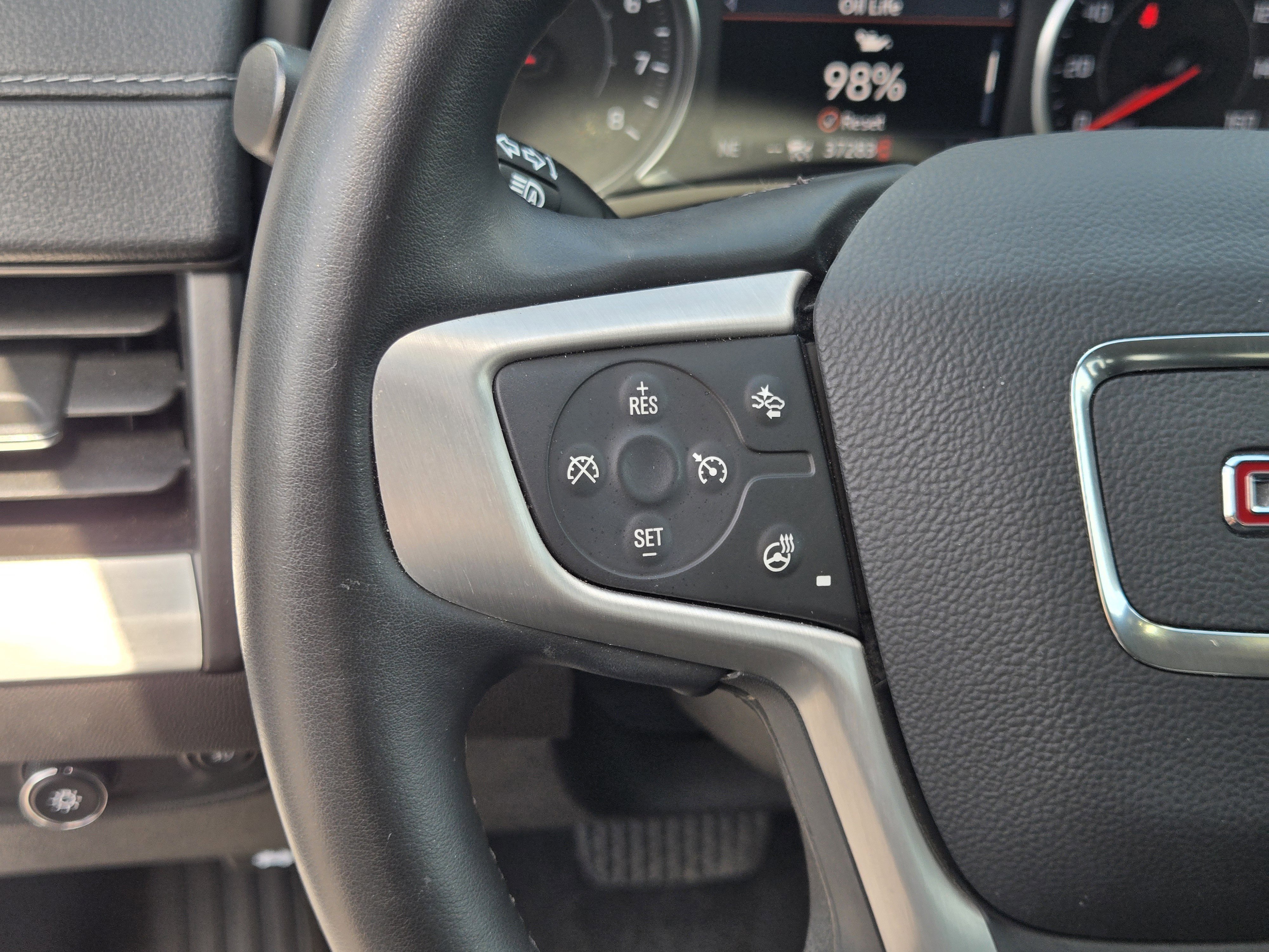 2024 GMC Terrain SLT - Photo 22