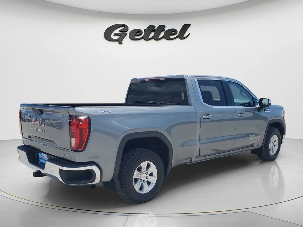 Used 2019 Gray GMC SLE image 5