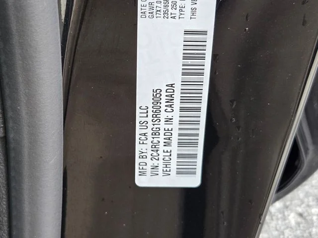 Used 2025 Black Chrysler Select image 37