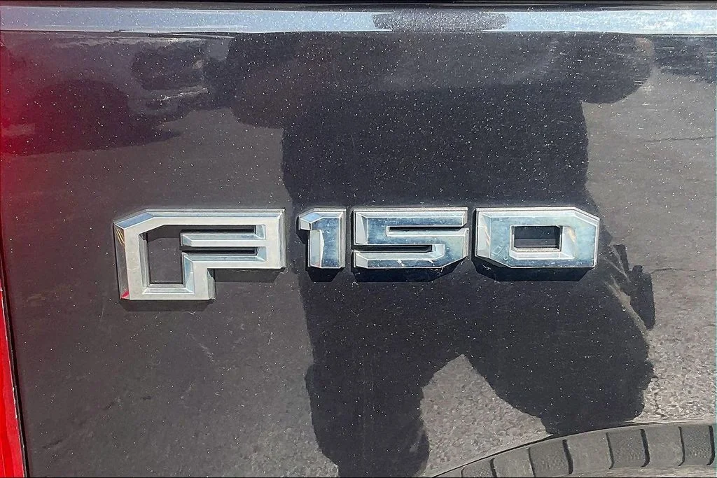 Used 2015 Black Ford XL image 7