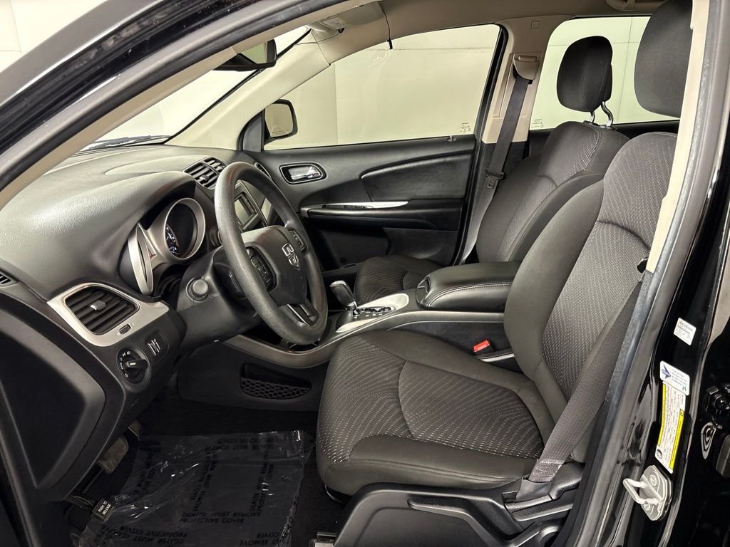 Used 2019 Black Dodge SE image 23