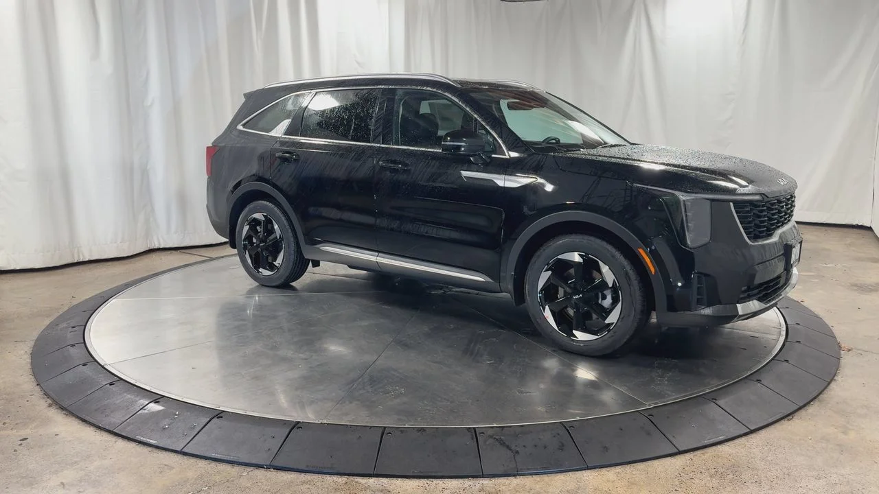 New 2026 Aurora Black Kia EX image 6
