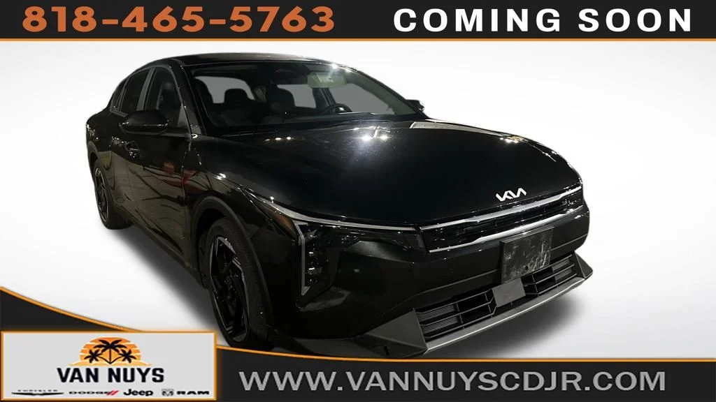 2025 Kia K4 EX AT's photo