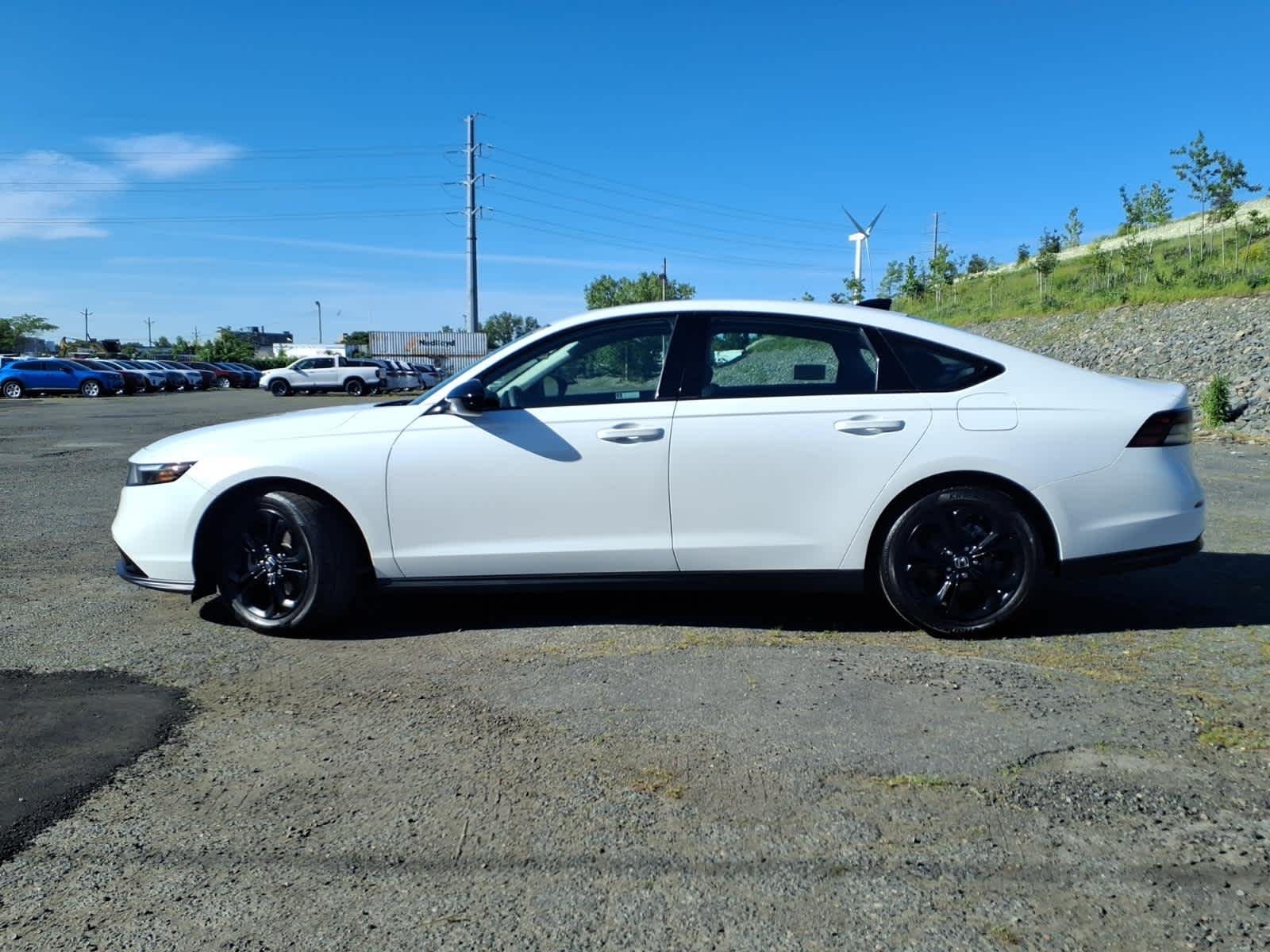 2025 Honda Accord SE - Photo 8