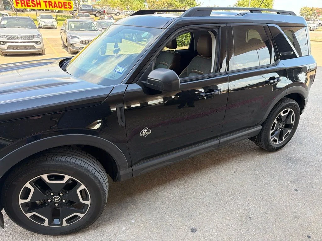 Used 2021 Black Ford Outer Banks image 1