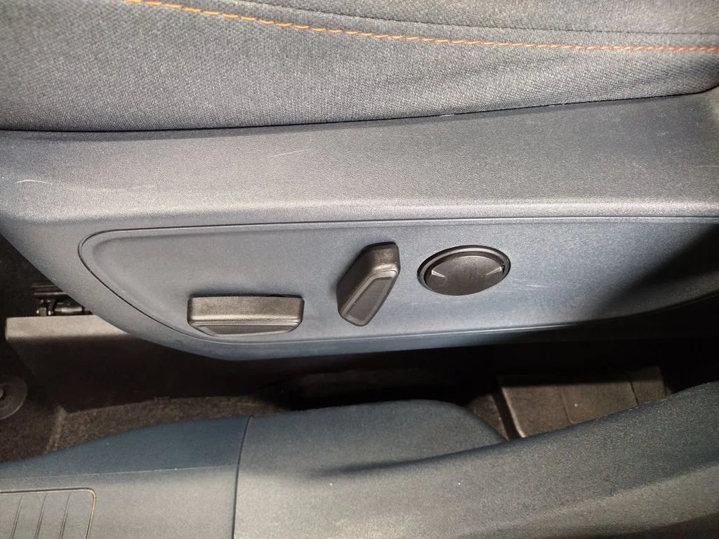 Used 2022 Gray Ford XLT image 22