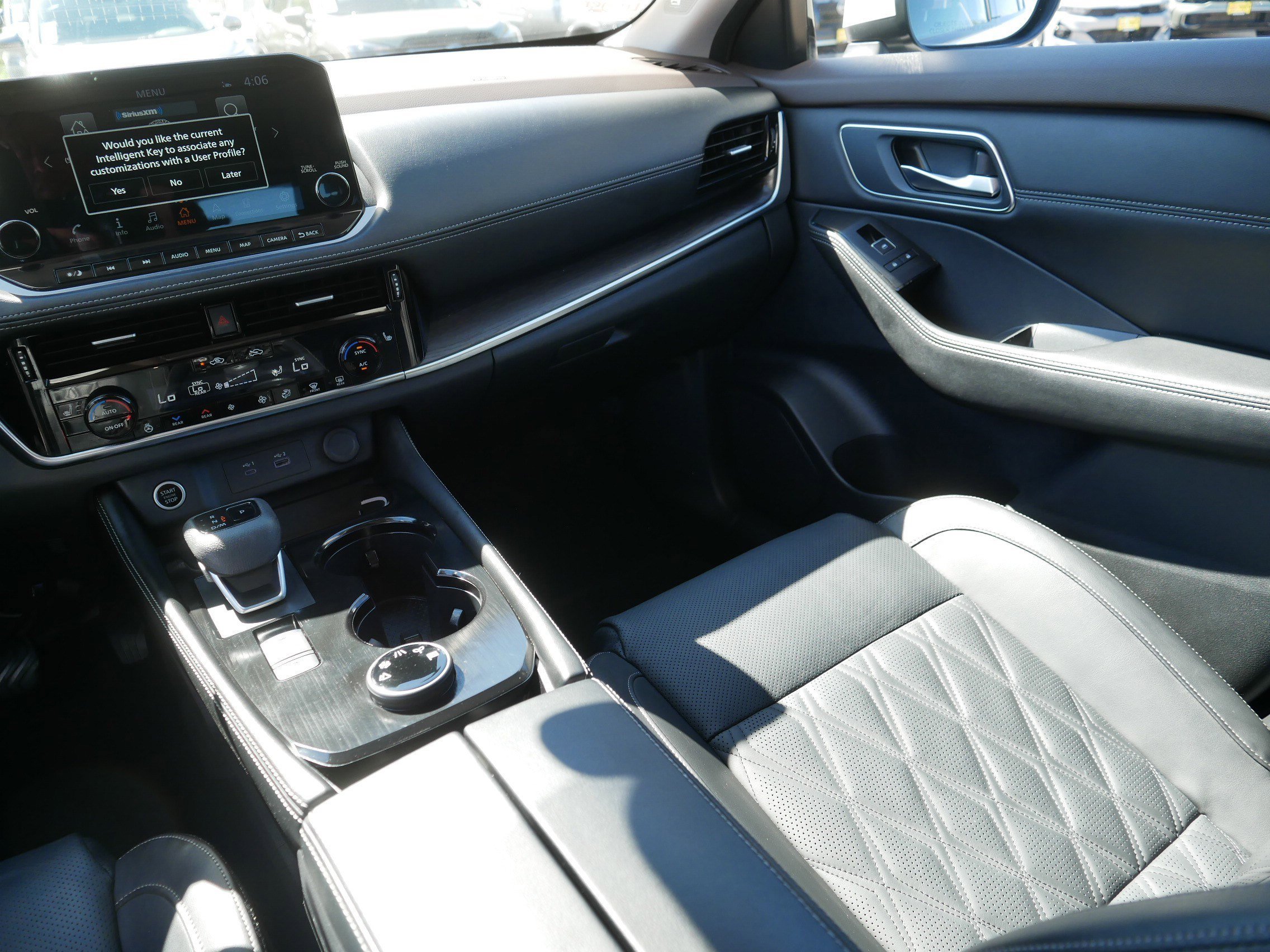 Certified Used 2023 Pearl White Tricoat Nissan Platinum image 11