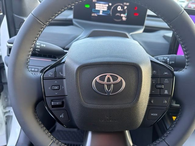 New 2026 Wind Chill Pearl <sup>1</sup> Toyota  SE image 17