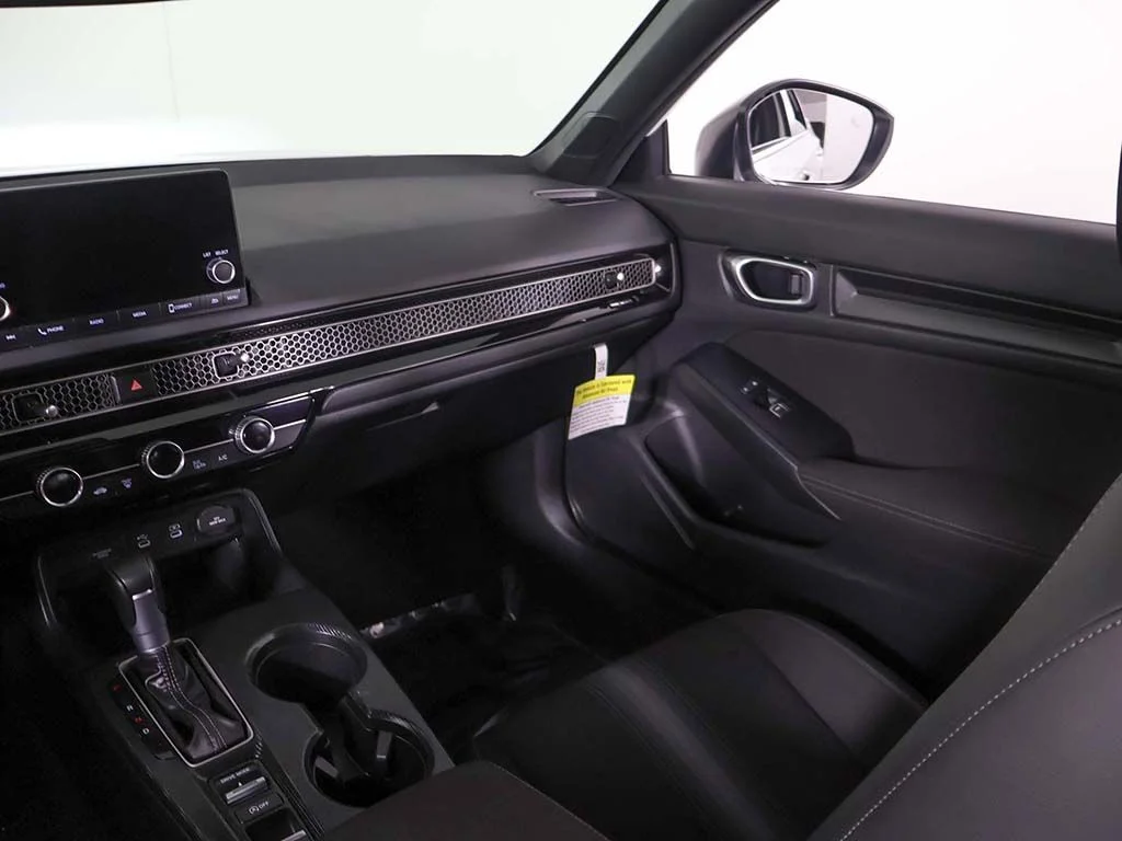 2026 Honda Civic Sport - Photo 32