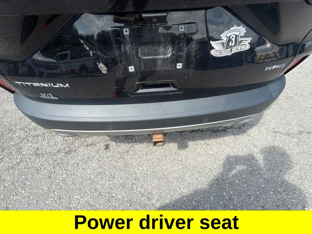Used 2022 Black Metallic Ford Titanium image 10