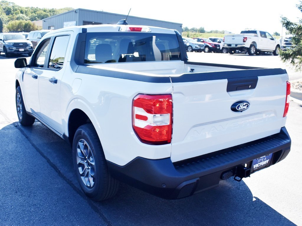 2025 Ford Maverick XLT photo 3