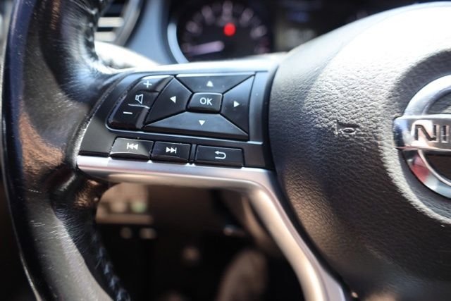 Used 2017 Gray Nissan SV image 20
