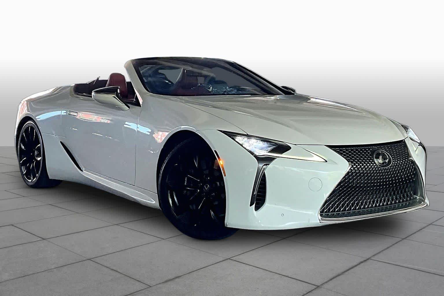 Used 2021 Ultra White Lexus  image 2
