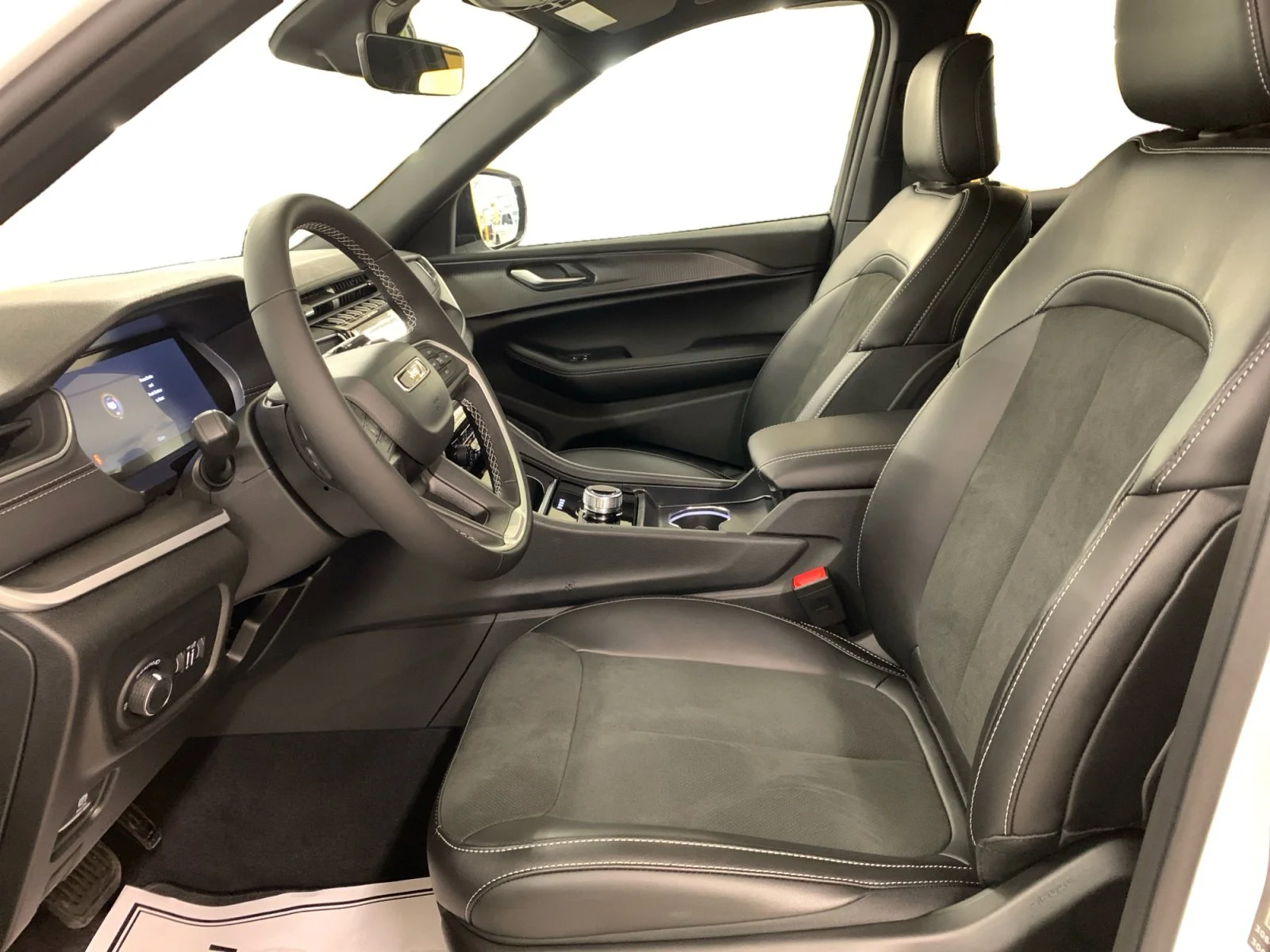 New 2025 Bright White Jeep Altitude image 10