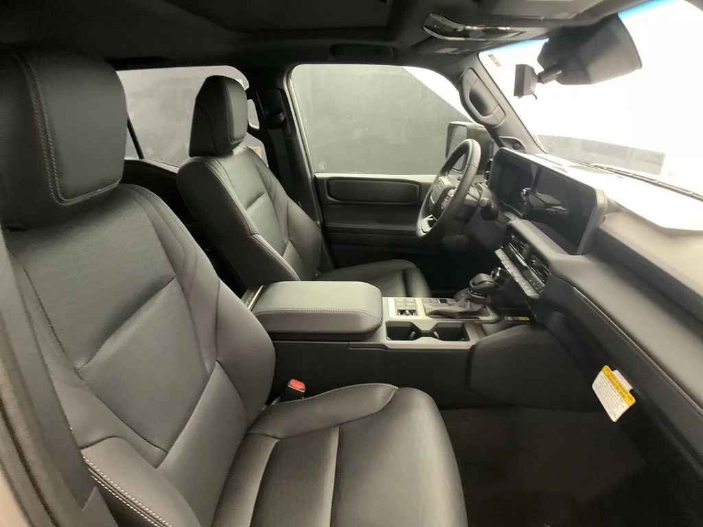 New 2027 Meteor Shower Toyota Land Cruiser image 26