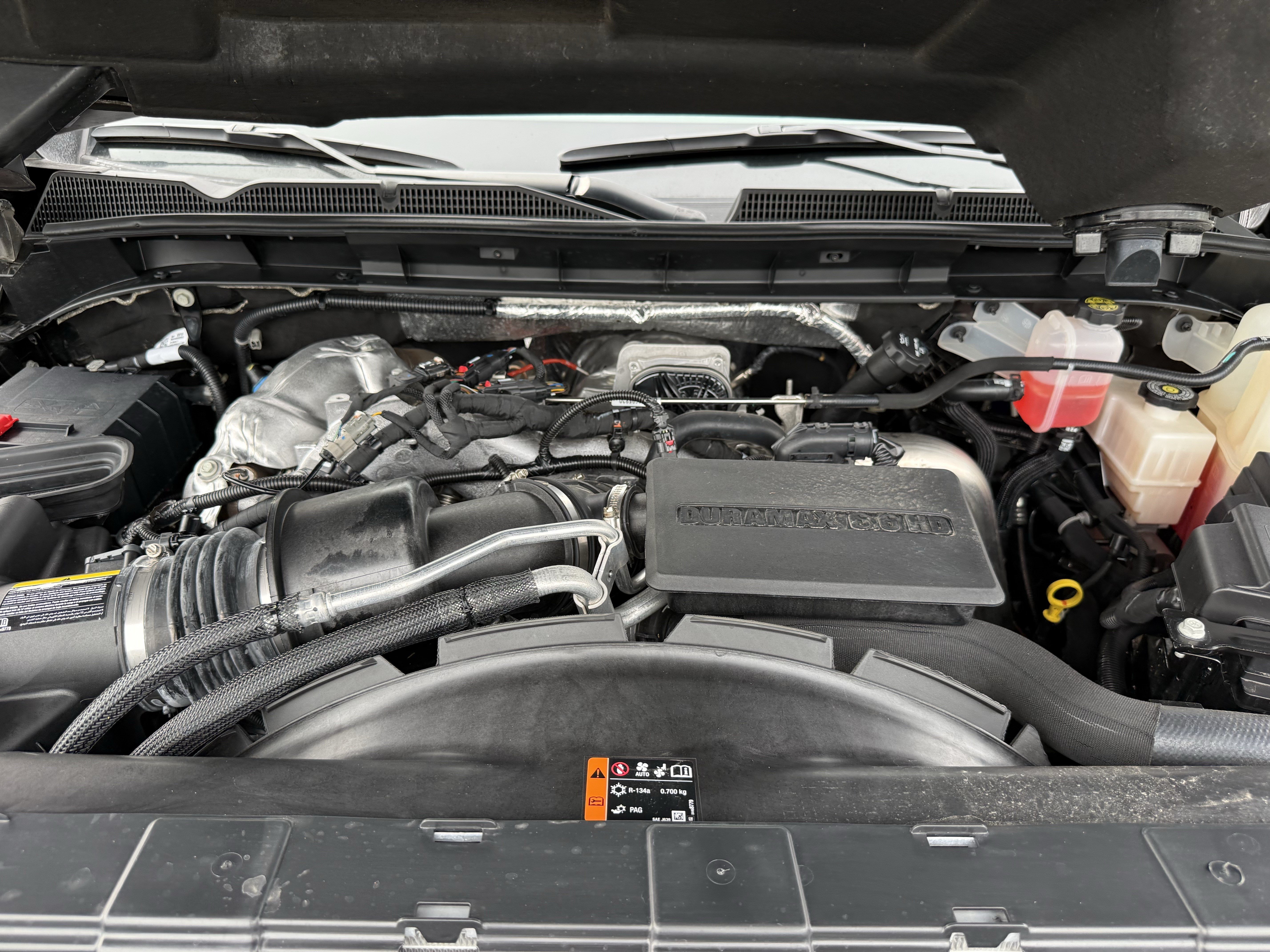 Used 2025 Onyx Black GMC SLT image 31
