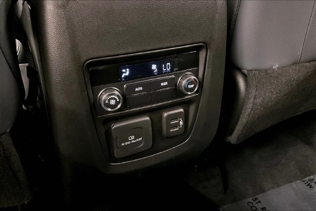 Used 2024 Ebony Twilight Metallic Buick Essence image 33