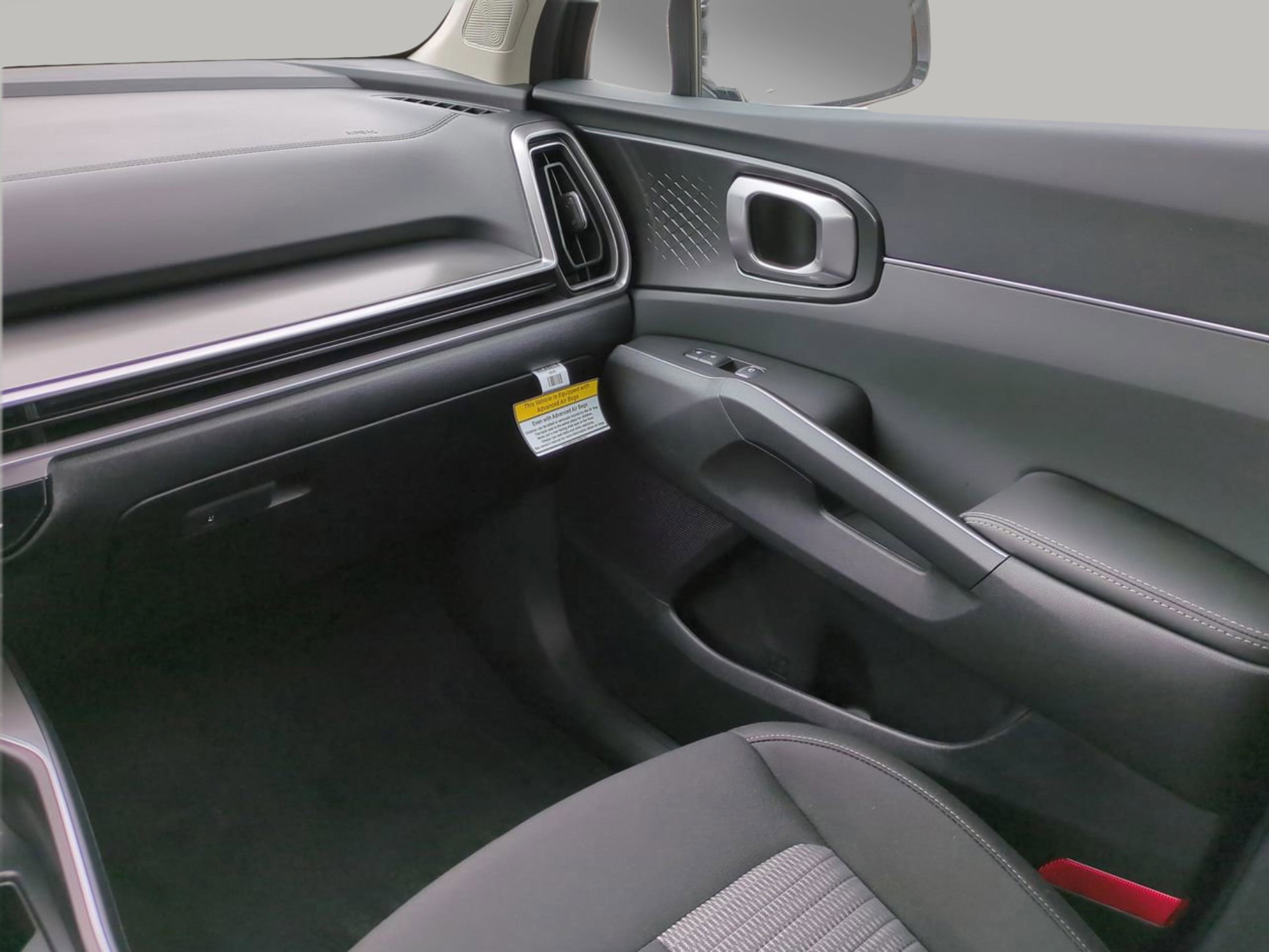 New 2026 Ivory Silver Kia LX image 28