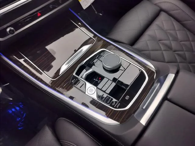 New 2026 Alpine White BMW xDrive40i image 19