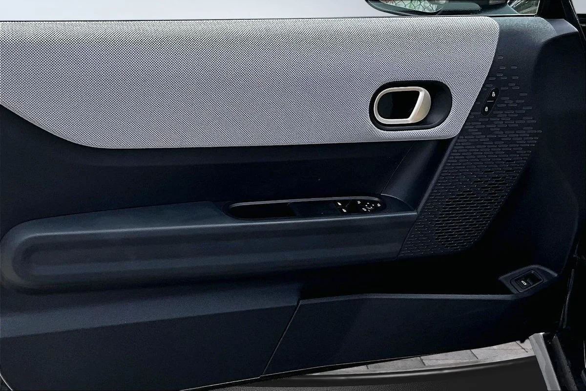 Used 2025  MINI Cooper S image 20