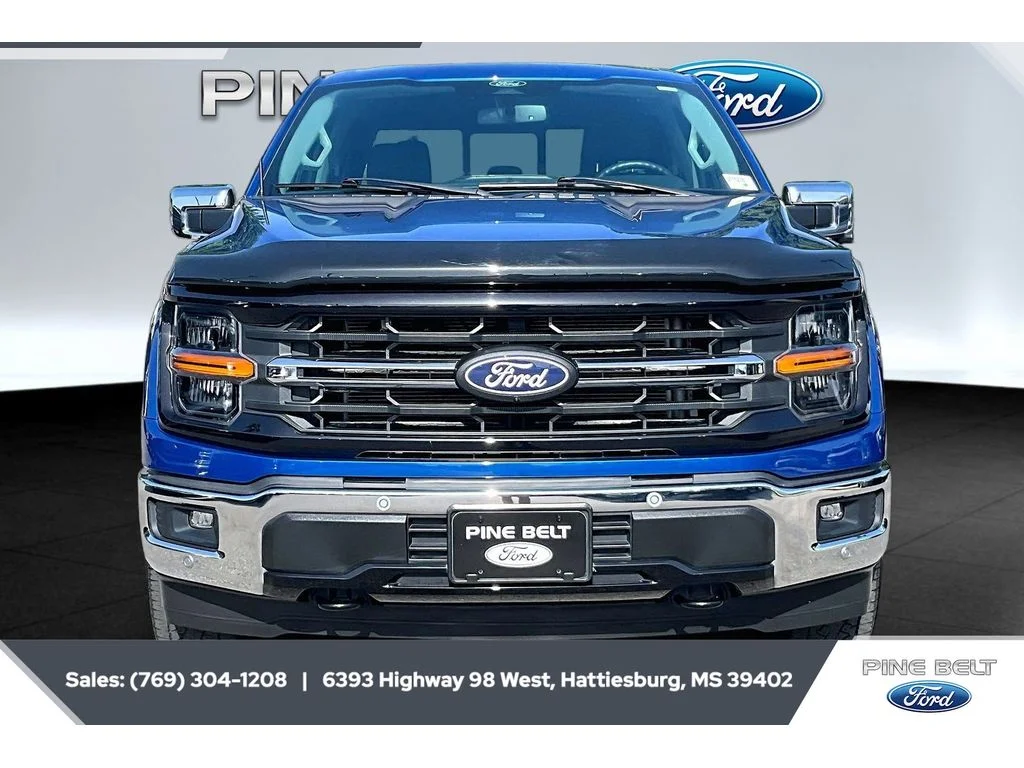 Used 2024 Atlas Blue Metallic Ford XLT image 3