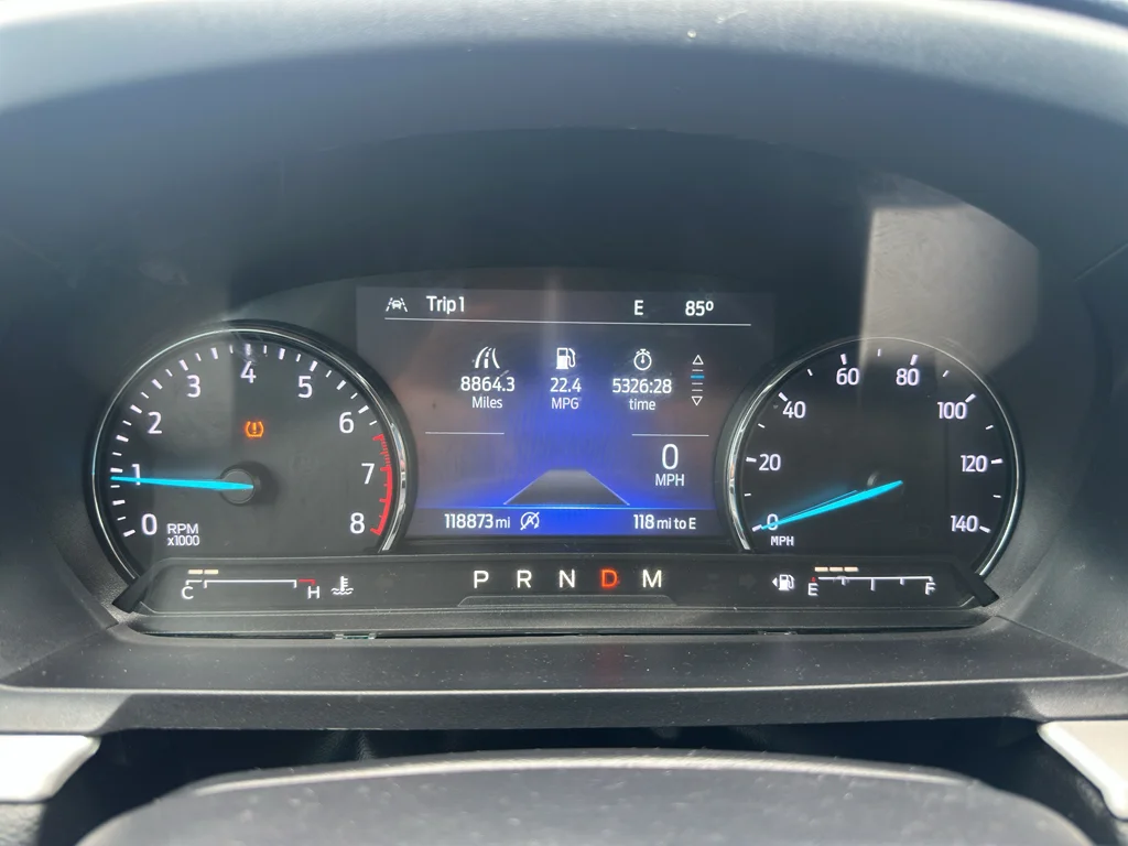 Used 2020 Agate Black Metallic Ford XLT image 18