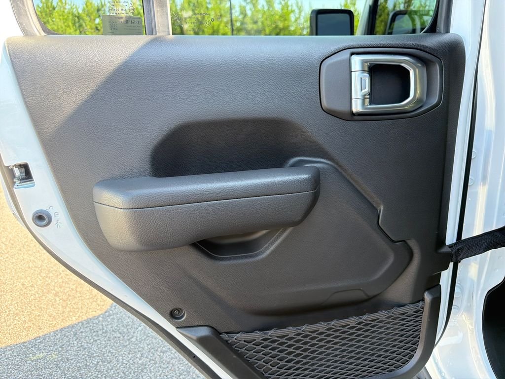Used 2024 Bright White Clearcoat Jeep Sport S image 41