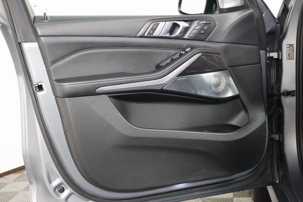 Used 2024 Frozen Pure Grey Metallic BMW M60i image 13