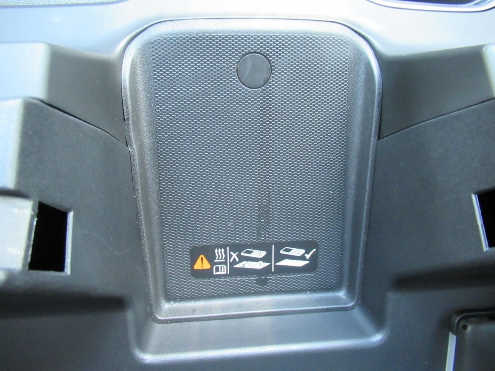 Used 2023 Black GMC SLT image 26
