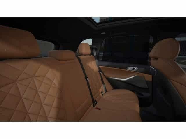 Used 2026 Skyscraper Grey Metallic BMW sDrive40i image 12
