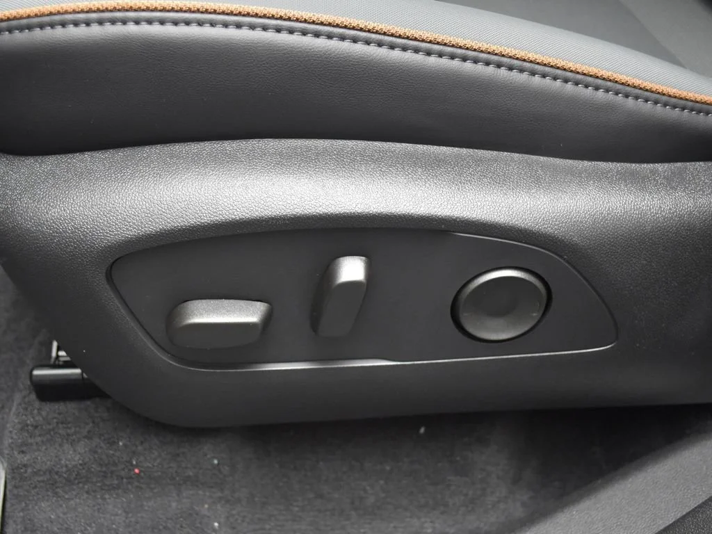 2026 GMC Acadia AT4 - Photo 15