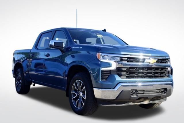 Used 2024 Blue Chevrolet LT image 1