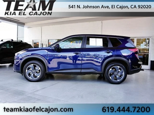 Used 2024 Blue Nissan SV image 6