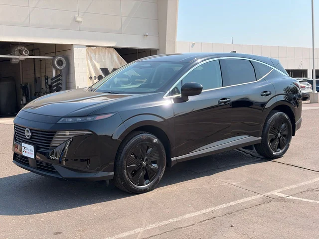 2025 Nissan Murano SV