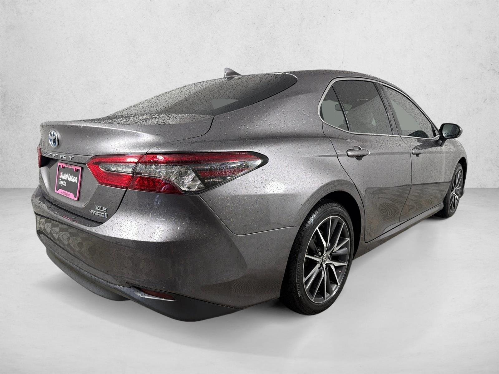 Used 2022 Celestial Silver Metallic Toyota Hybrid XLE image 3