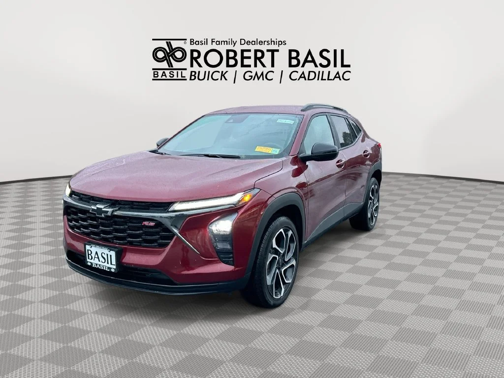 Used 2025 Crimson Metallic Chevrolet 2RS image 4