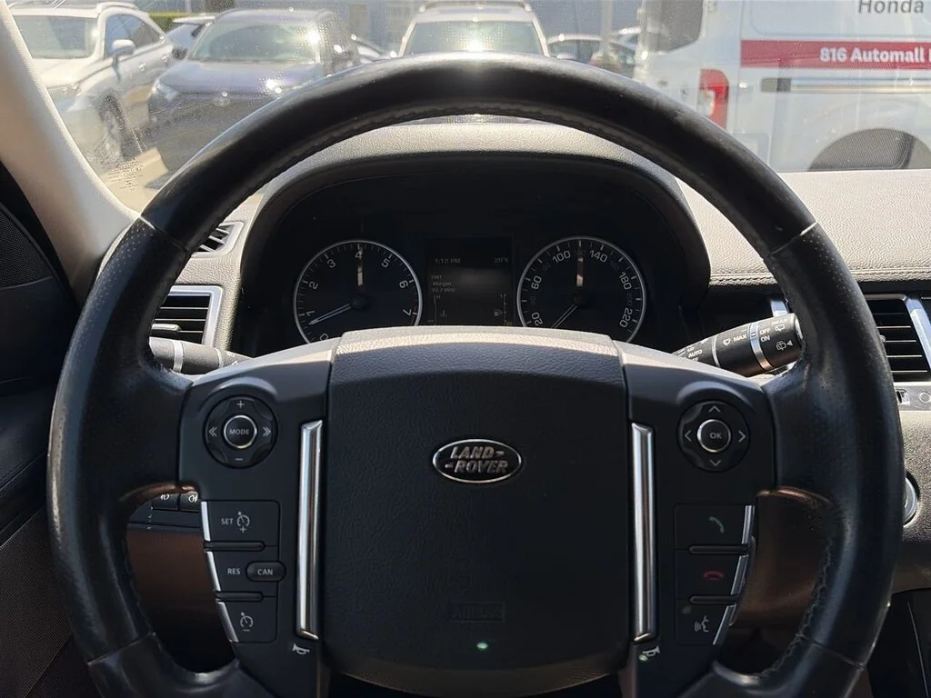 Used 2012  Land Rover V8 HSE image 22